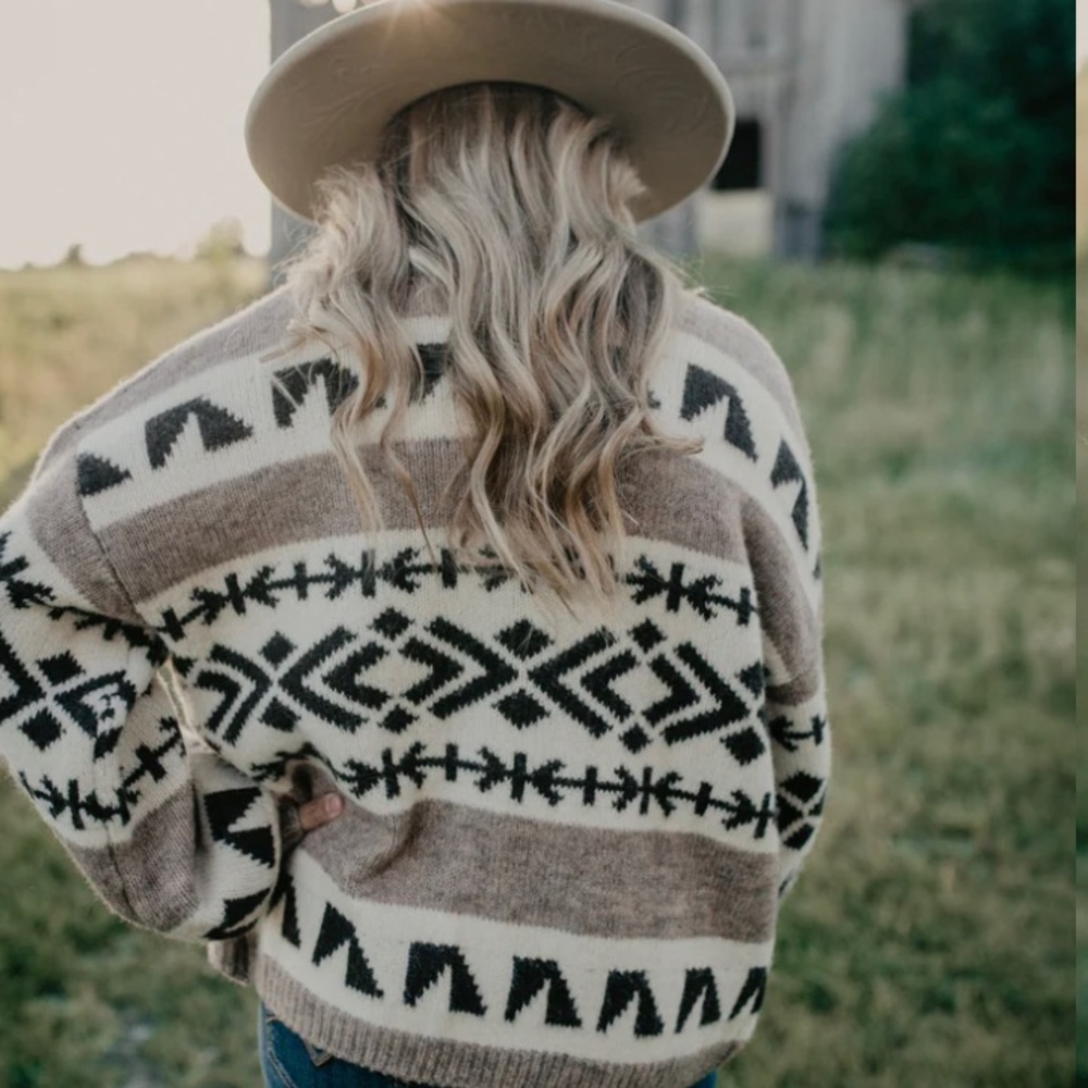 New Aztec Western Print Native Knit Wool Cardigan Sweater Button Front V-Neck